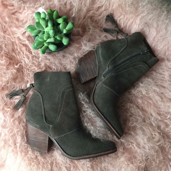 Matisse Laney Booties - Picture 7 of 8